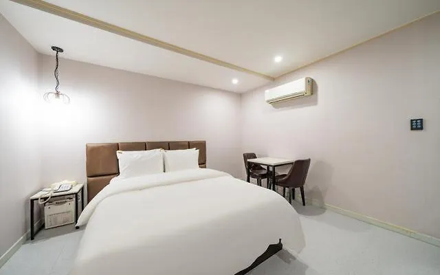 Bulgwang Cs Hotel